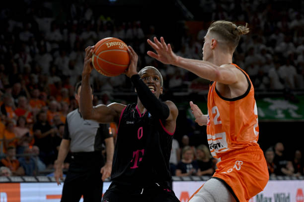 更在心理层 更在心理层