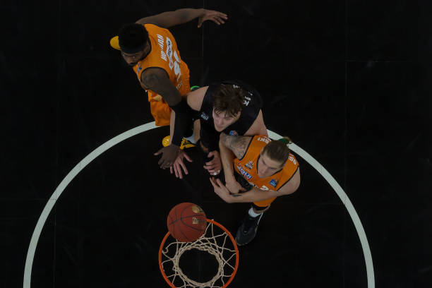 榜尤为亮眼 榜尤为亮眼