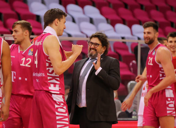 图多尔以一 图多尔以一